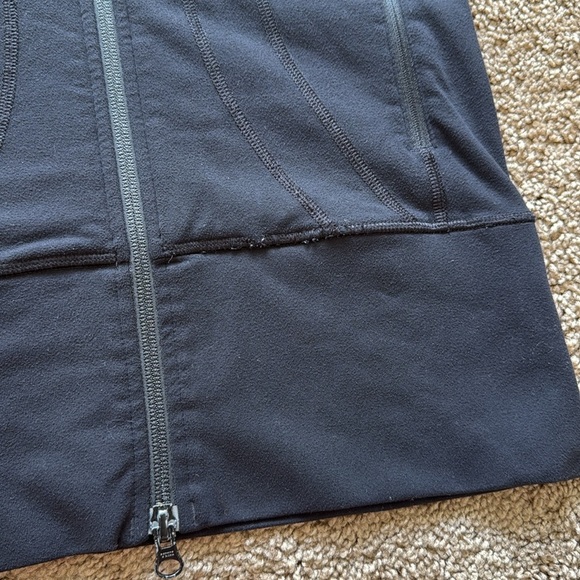 Lululemon In Stride Black Zip Up Athletic Jacket - Picture 12 of 13